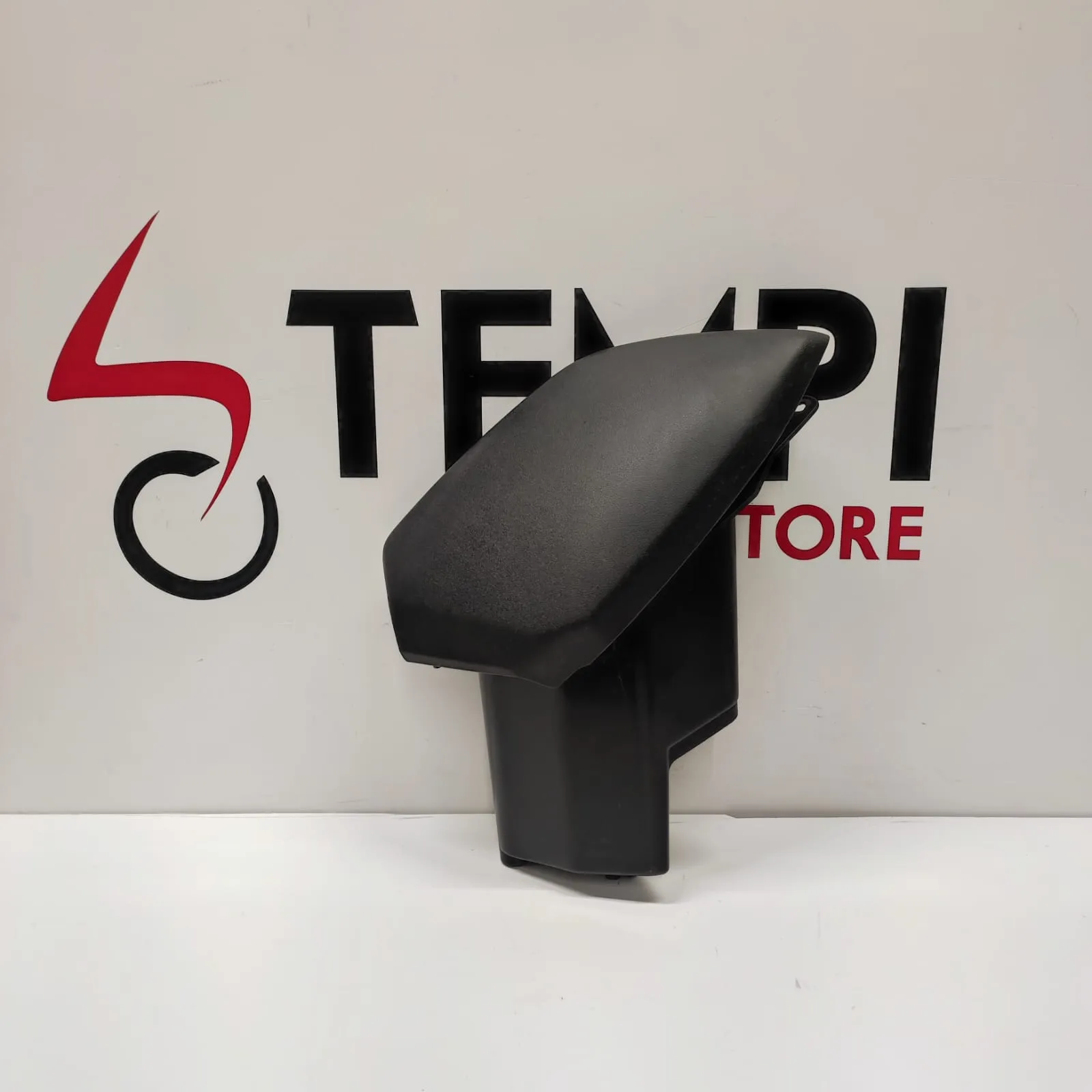 Vani porta oggetti Dx e Sx X-Max 300 / 125 (dal 2021 al 2022)