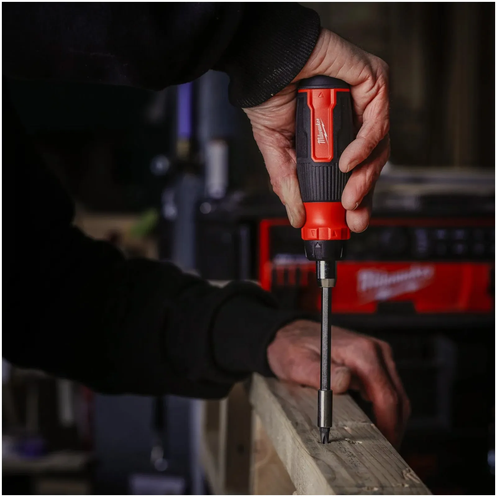 Giravite Multiuso 27 in 1 a Cricchetto MILWAUKEE Inserti per Avvitatura 1/4″ e Prolunga Bit Storage Multi-Bit Screwdriver articolo 4932480583 - immagine 5