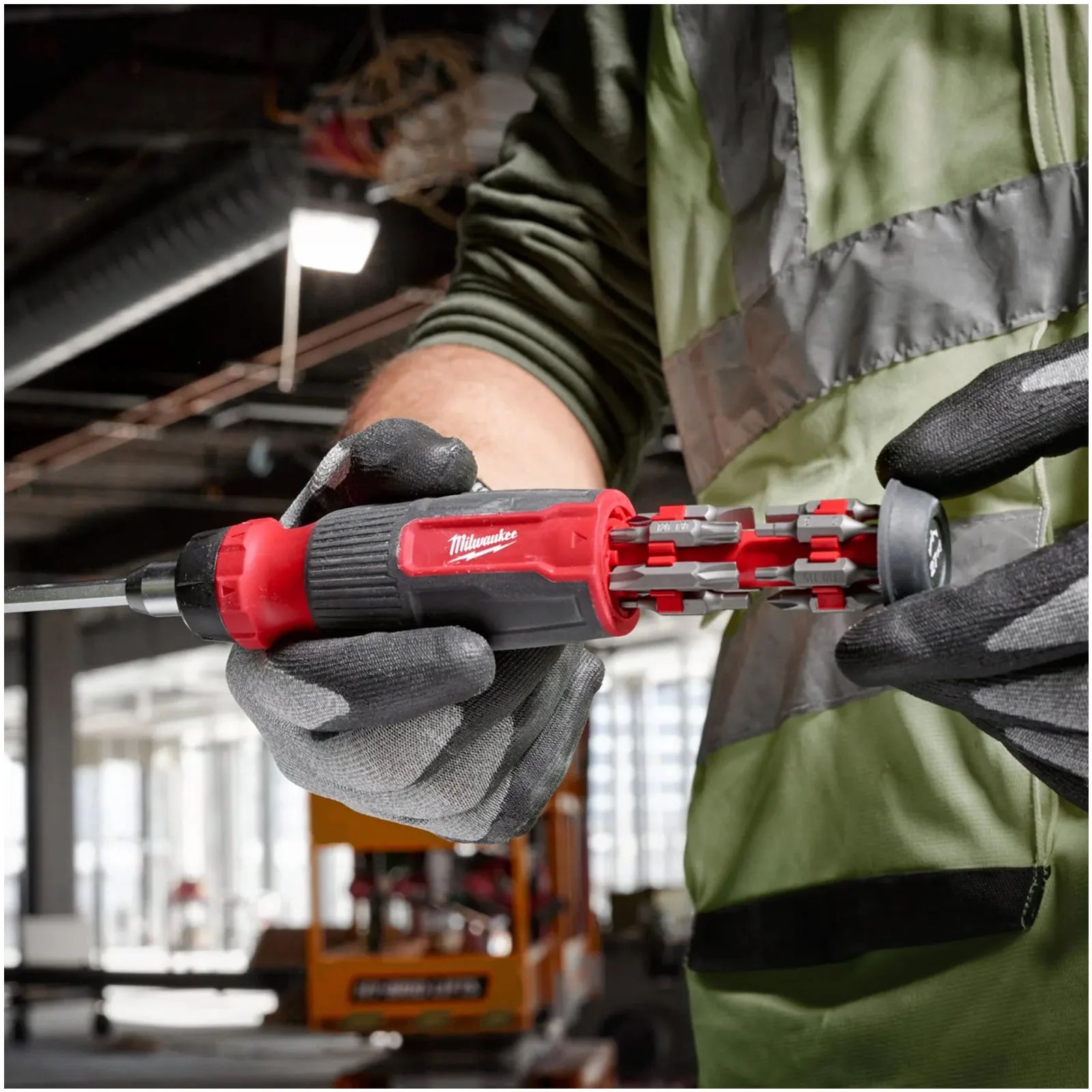 Giravite Multiuso 27 in 1 a Cricchetto MILWAUKEE Inserti per Avvitatura 1/4″ e Prolunga Bit Storage Multi-Bit Screwdriver articolo 4932480583 - immagine 7