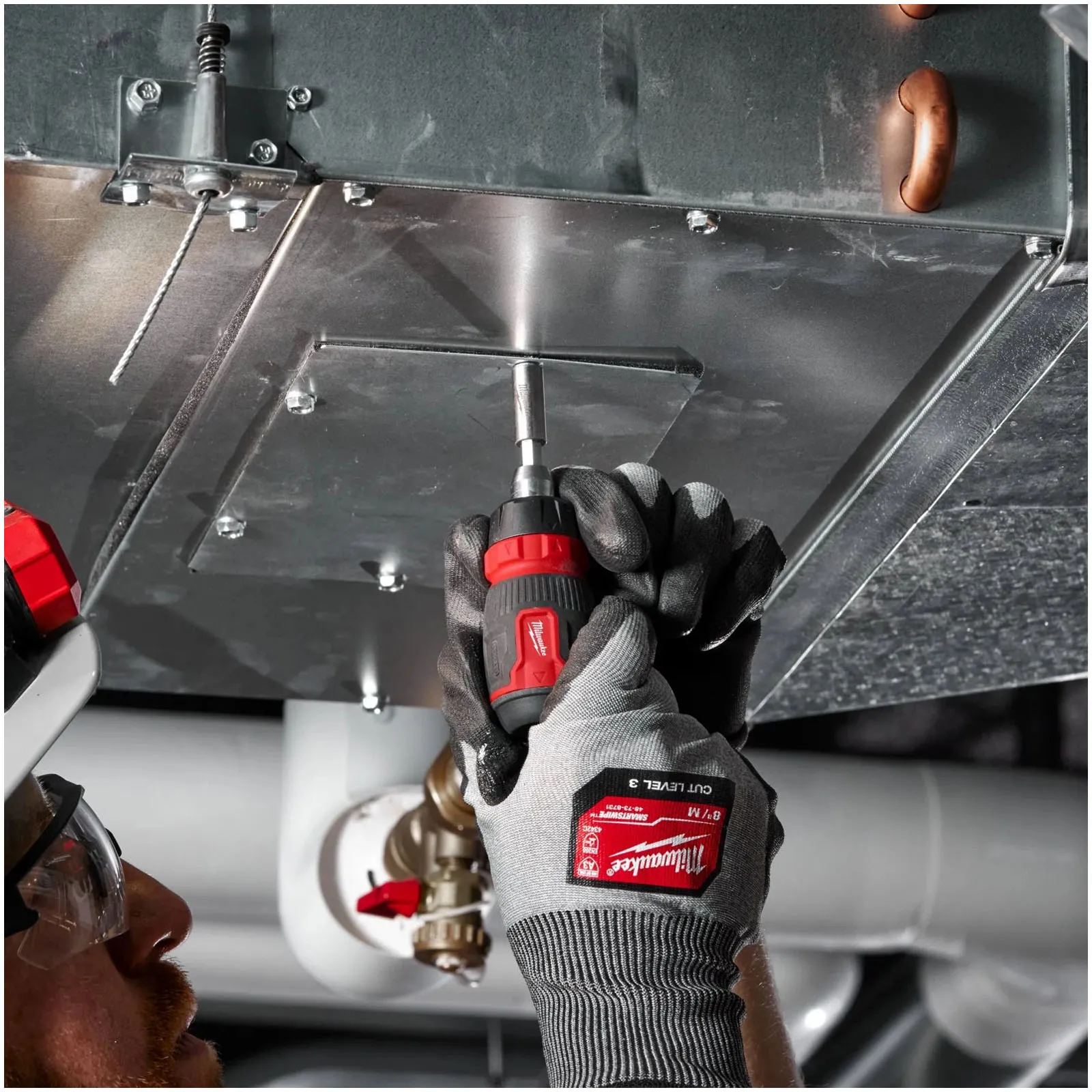 Giravite Multiuso 8 in 1 a Cricchetto MILWAUKEE Inserti per Avvitatura 1/4″ e Prolunga Bit Storage Multi-Bit Screwdriver articolo 4932480581 - immagine 5