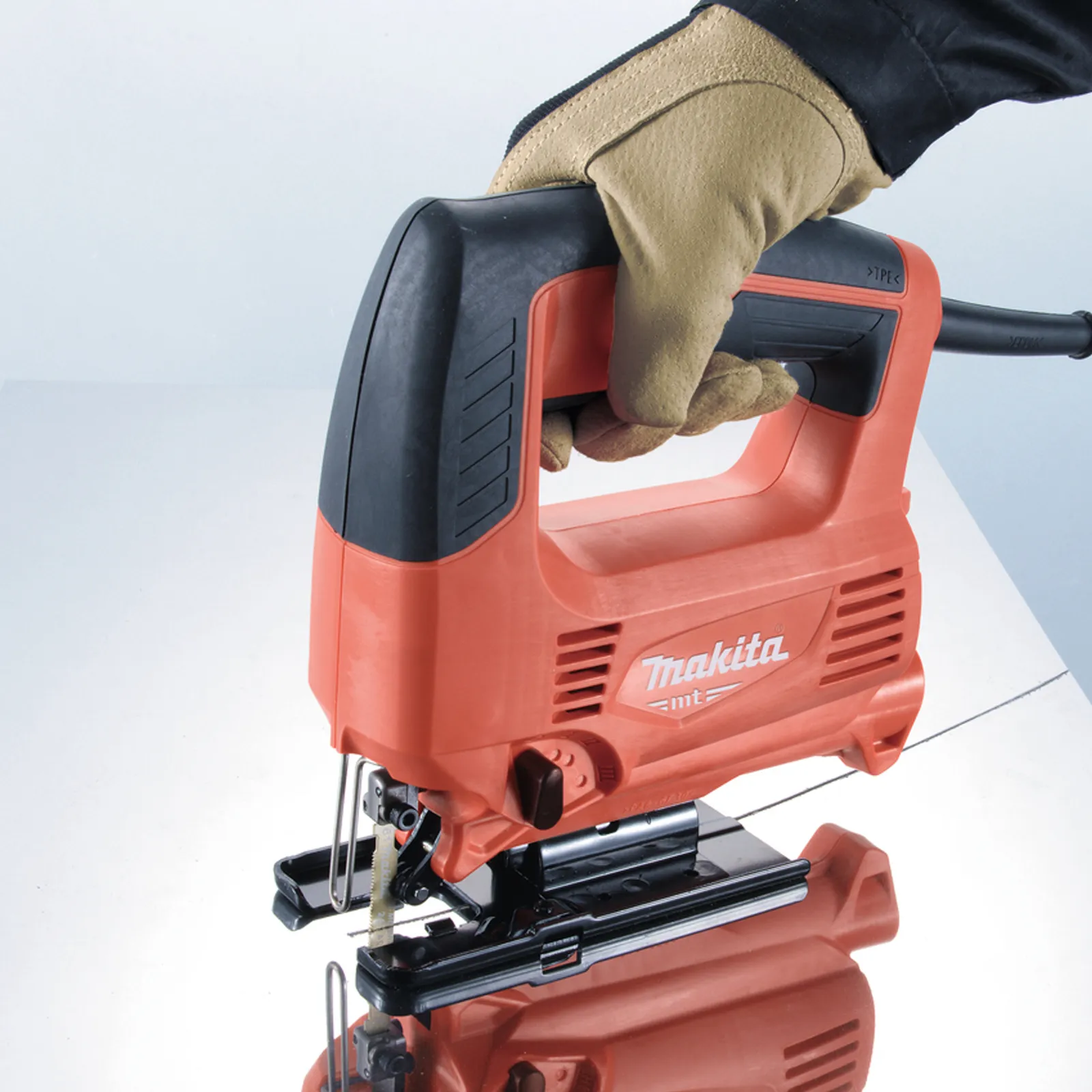 Seghetto Alternativo 450W Legno MAKITA Corsa 18mm Tagli 45° Dx-Sx 3 Orbite M4301 - immagine 9