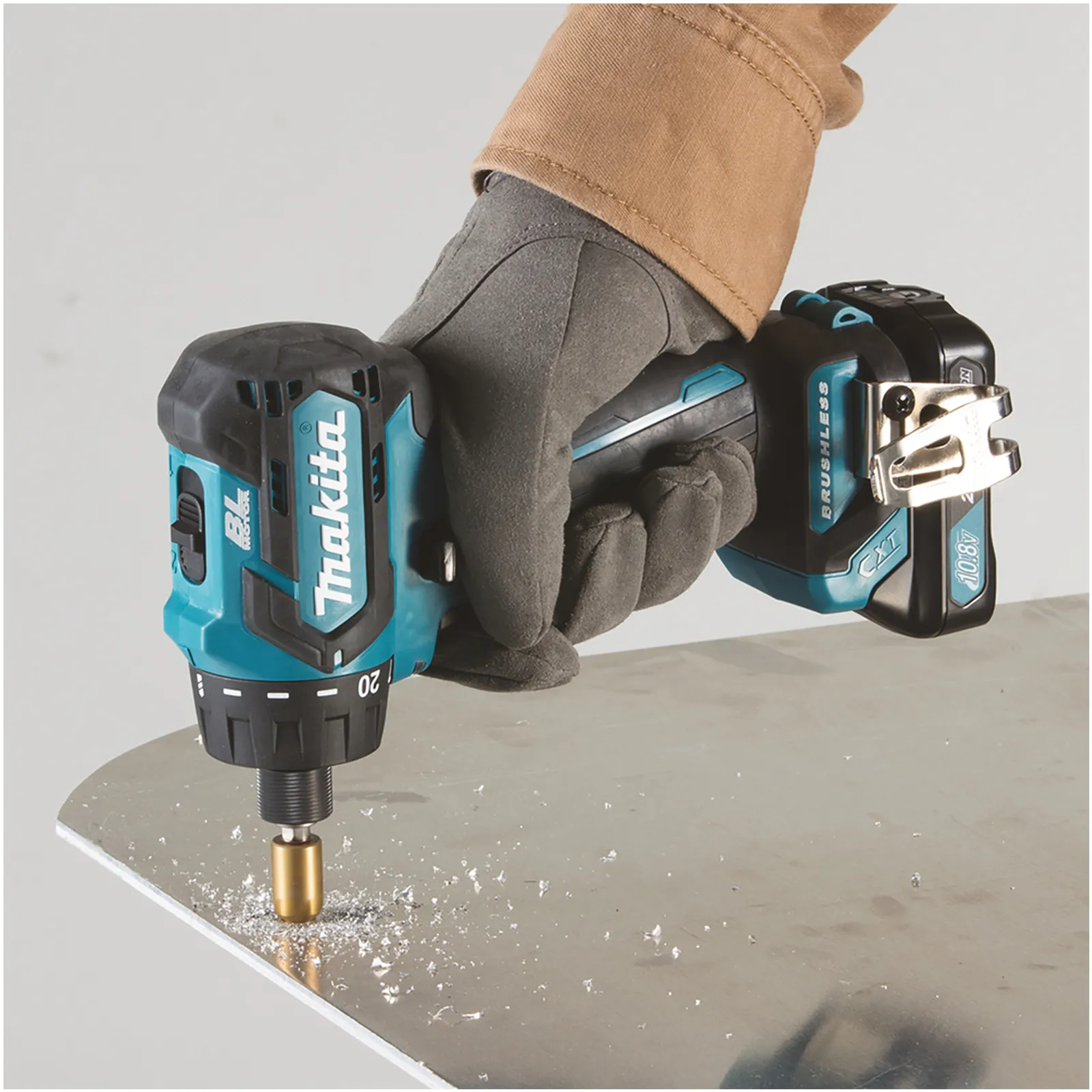 Trapano Avvitatore 1/4″ a Batteria 12V MAKITA Reversibile 2 Velocità Motore Brushless Coppia 35Nm modello DF032DZJ - immagine 3