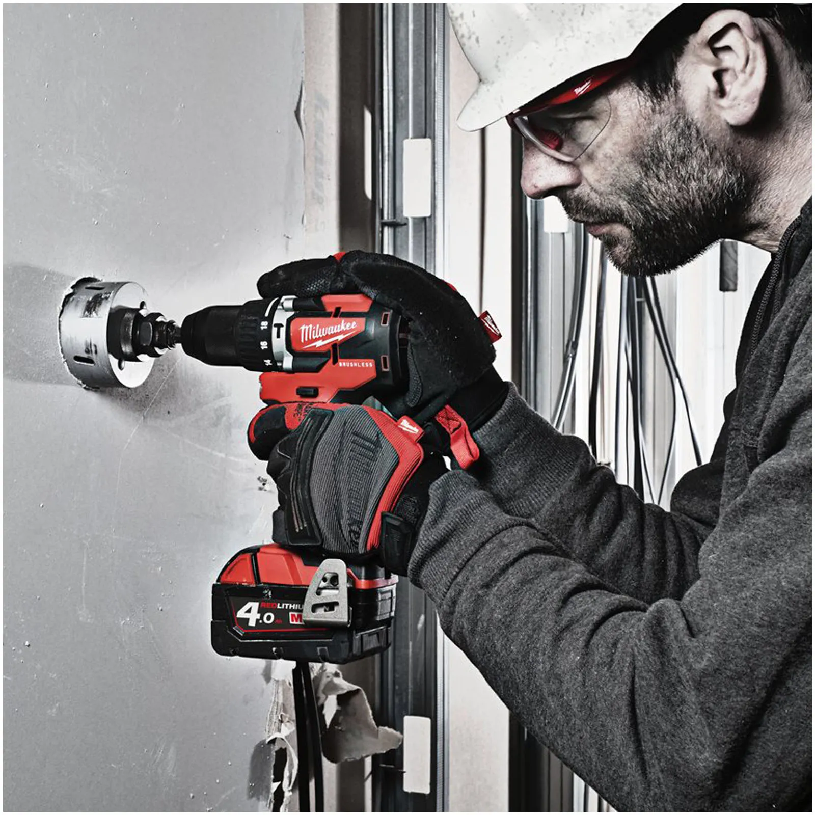 Trapano Avvitatore con Percussione a Batteria 18V MILWAUKEE Coppia 60Nm Mandrino 13mm Kit M18 CBLPD-203 - immagine 4