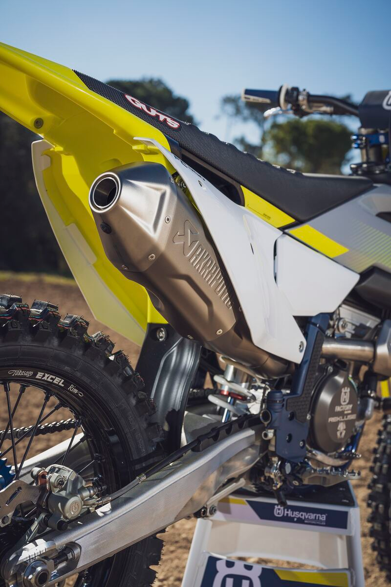 Akrapovič “Racing Line” - immagine 2