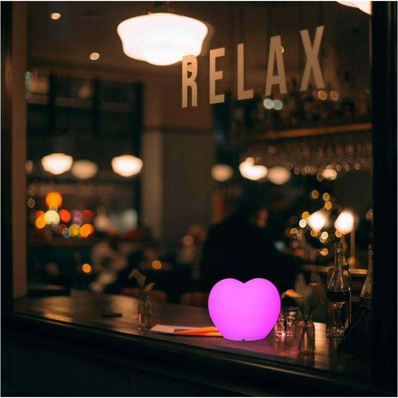 Lampada LED decorativa a forma di cuore ricaricabile 1w IP65 20cm RGBW – De Sanctis Light & Design - immagine 3